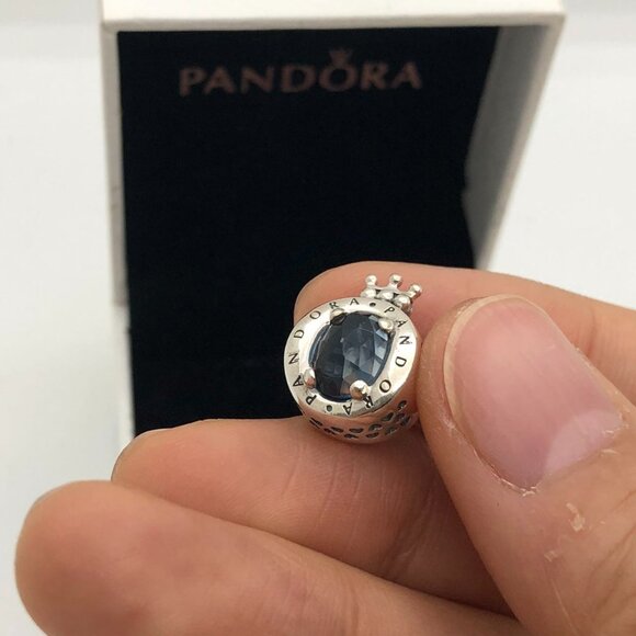 ✨🔥Pandora Sterling Silver Blue Sparkling Crown O Charm With Clear CZ Charm - Picture 9 of 10